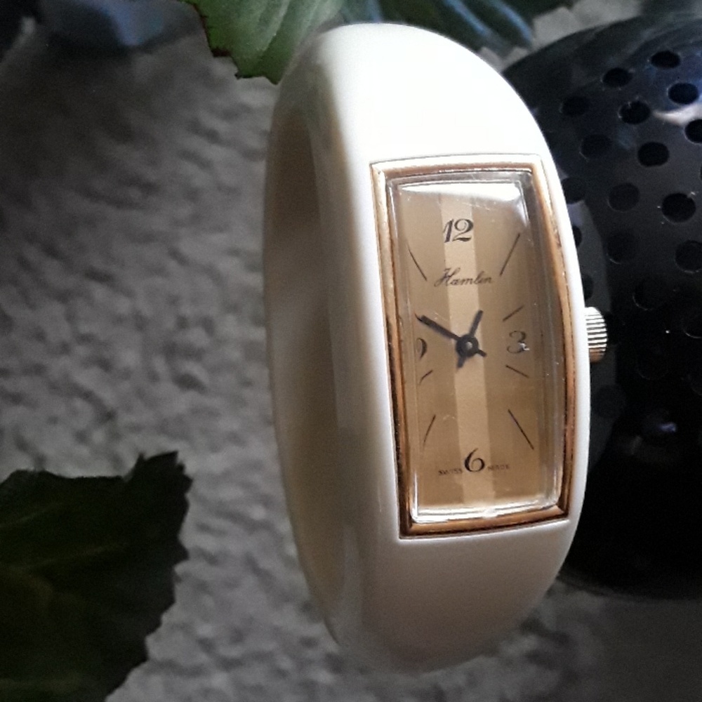 "Hamlin" Cream Vintage Bracelet Watch